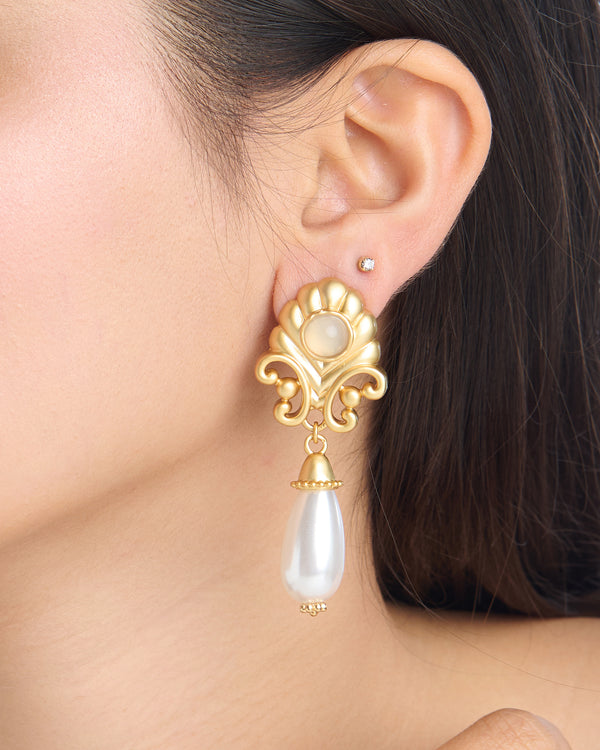 Aurevia Earrings