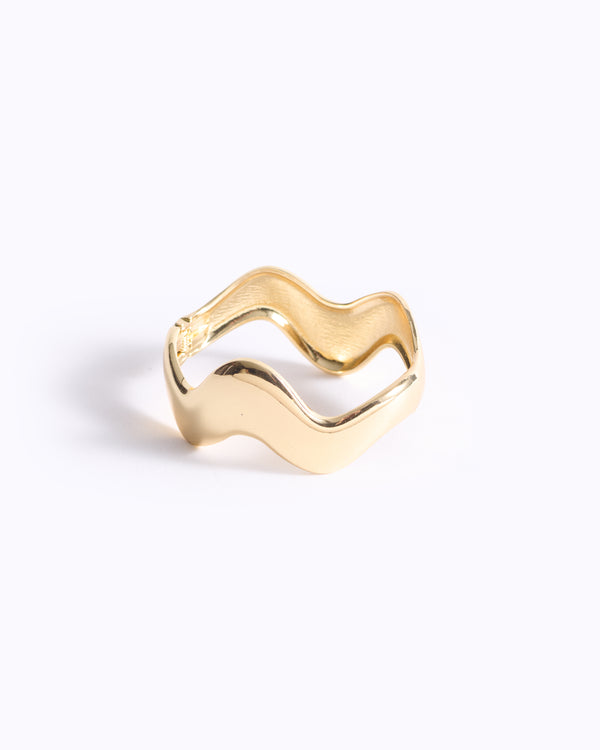 Curvy Bracelet